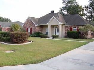 12480 Lakeland Ave, Denham Springs, LA 70785