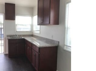 9934 D St, Oakland, CA 94603