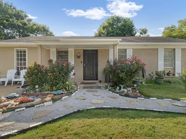 2848 Normandy Dr, Horn Lake, MS 38637