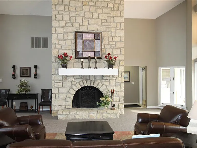 The Ethans Apartments — Photo 17