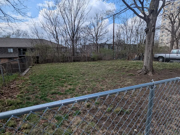 4104 & 4103 Adams St — Photo 10