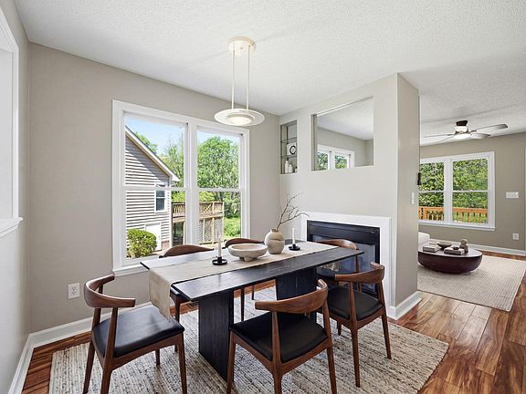 4th image of 1626 Oakland Hills Way