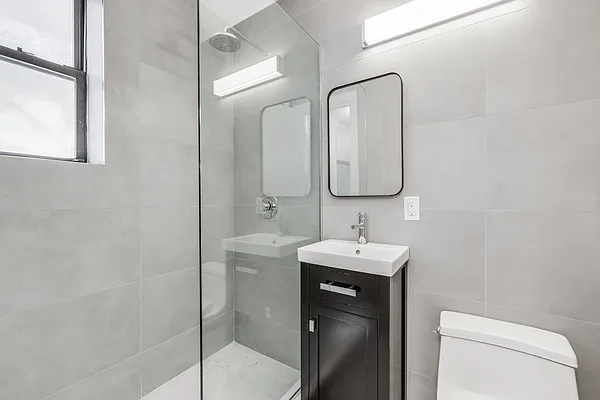 Rented by Compass | media 10