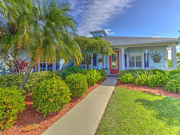 5th image of 2125 SE Stargrass Street