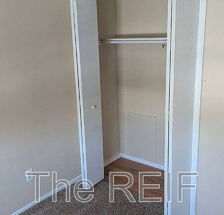 5th image of 721 Peachtree Pl