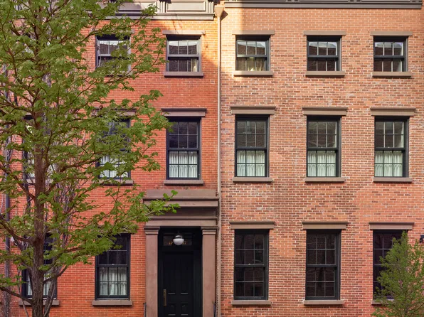 107 Bank Street