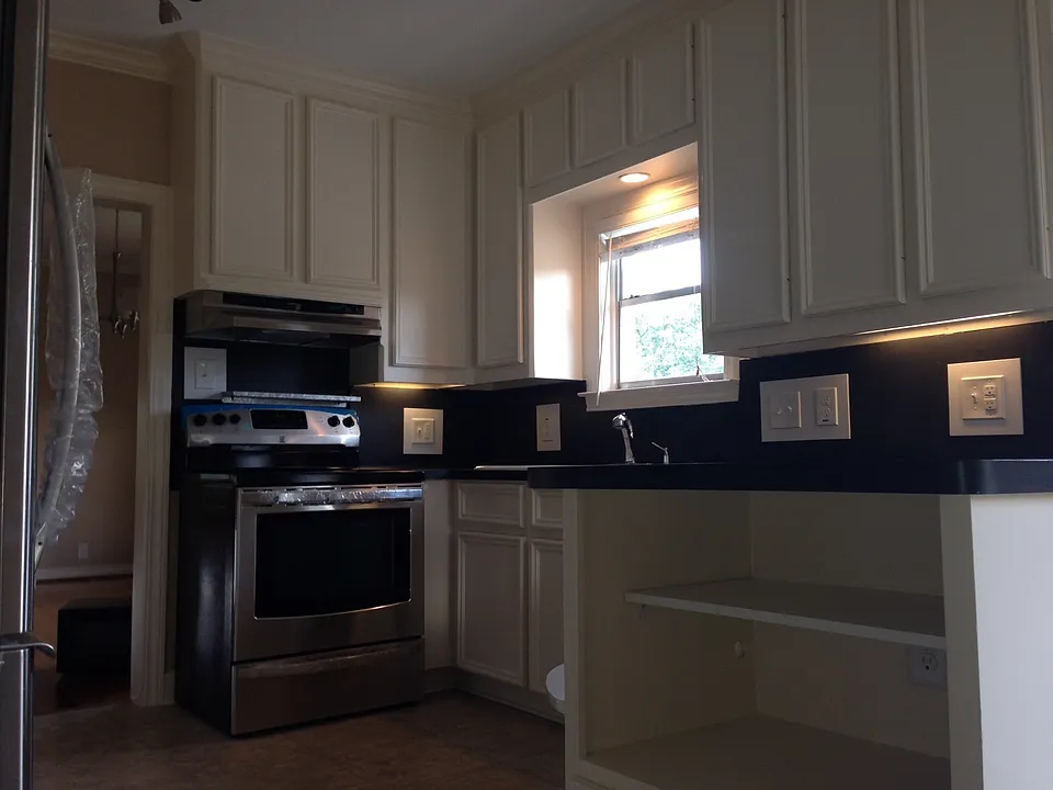 Stainless kitchens with all new appliances upper
