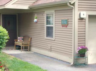 7 Prospect St APT 4, Lake George, NY 12845