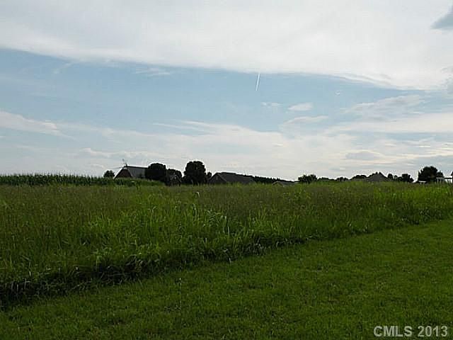2nd image of 766 Jane Sowers Rd