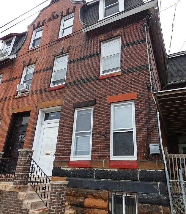 3132 Mantua Ave #3