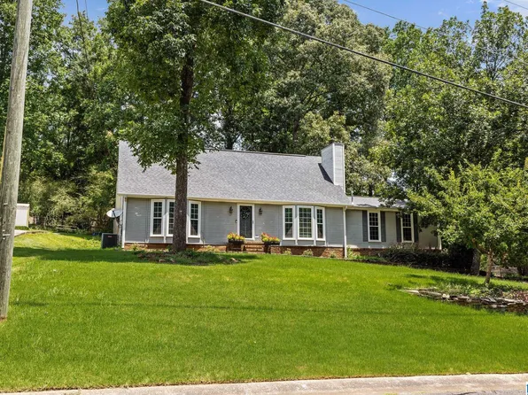 5636 Hampton Rd, Birmingham, AL 35210