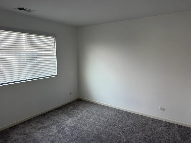 345 Hemlock Ln — Photo 12