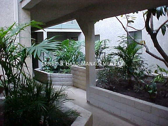 2nd image of 6635 Orizaba Ave APT 107