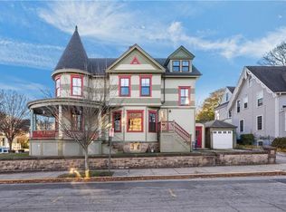 350 Broadway #2, Newport, RI 02840