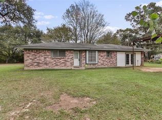 100 Browders Loop W, New Waverly, TX 77358