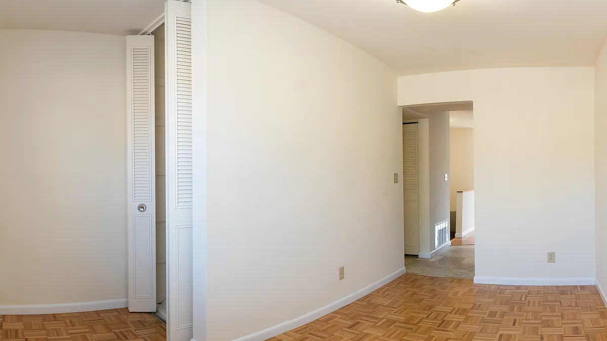 Floor plan 2BR/1BA