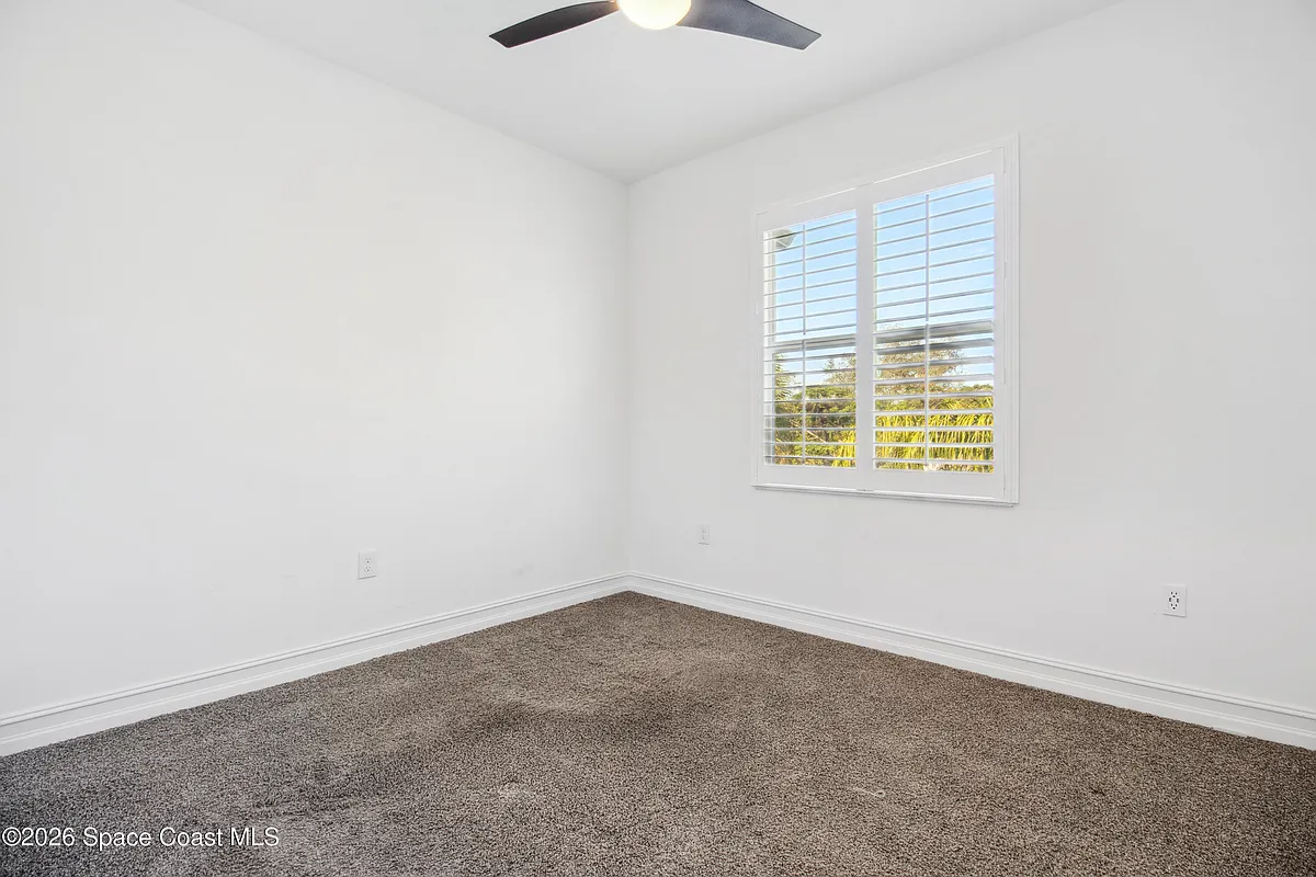 Building Photo - 1430 Isabella Dr #102