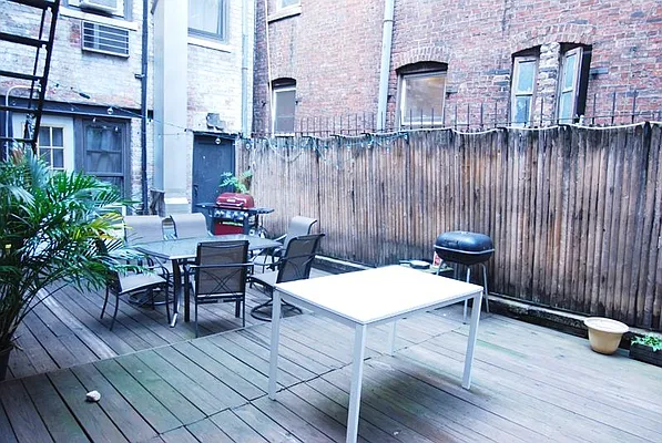 Rented by Eisenberg Exclusives | media 48