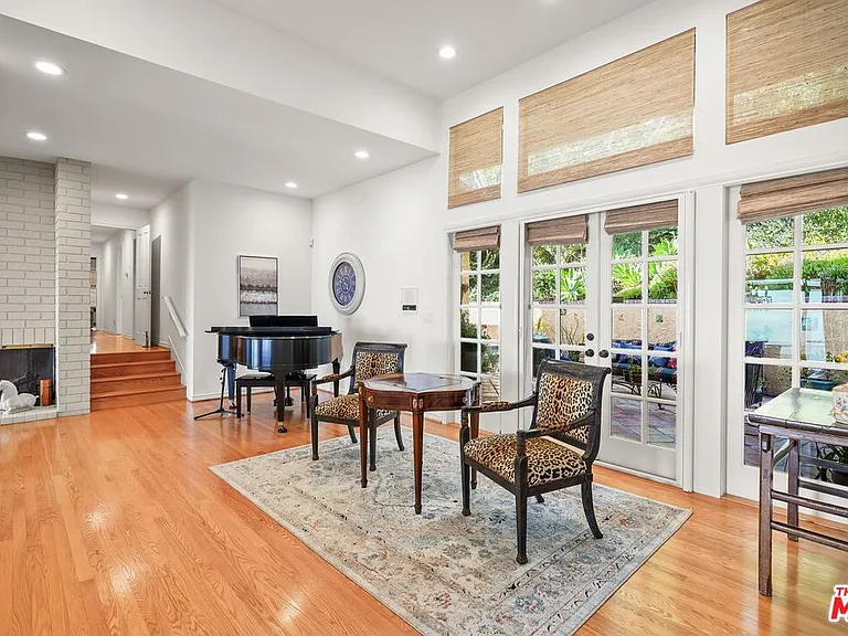 4244 Avenida De La Encinal — Photo 34