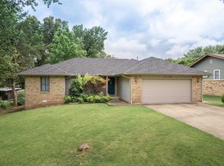 1176 Leonard Dr, Mountain Home, AR 72653