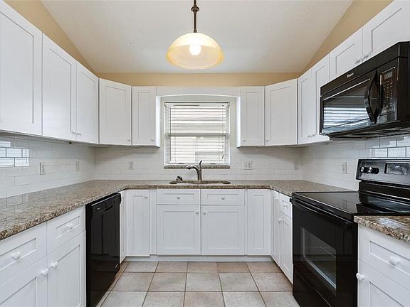 5th image of 2338 Anhinga Dr