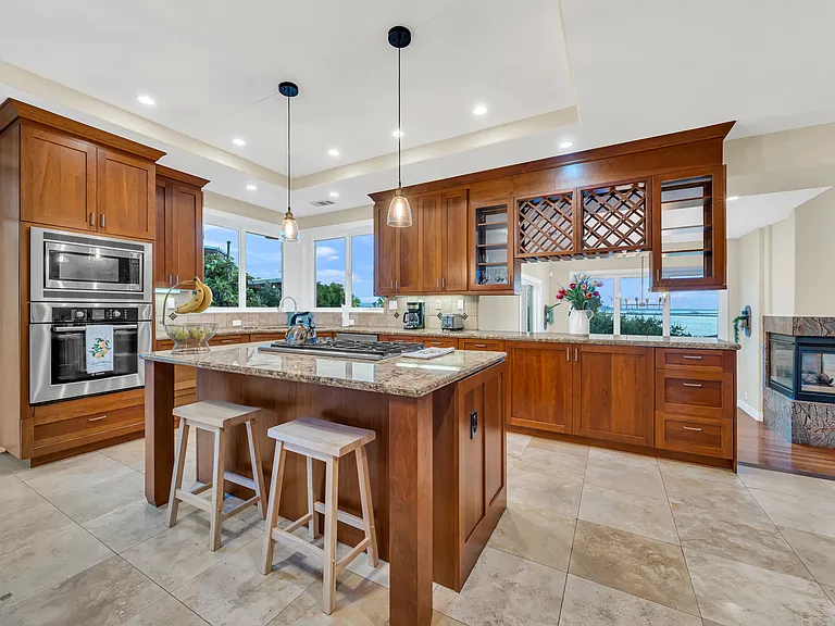 535 Santa Fe Ave — Photo 20
