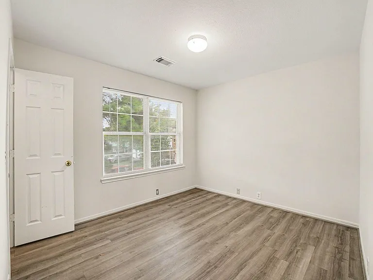 19130 Edens Dawn Dr — Photo 30