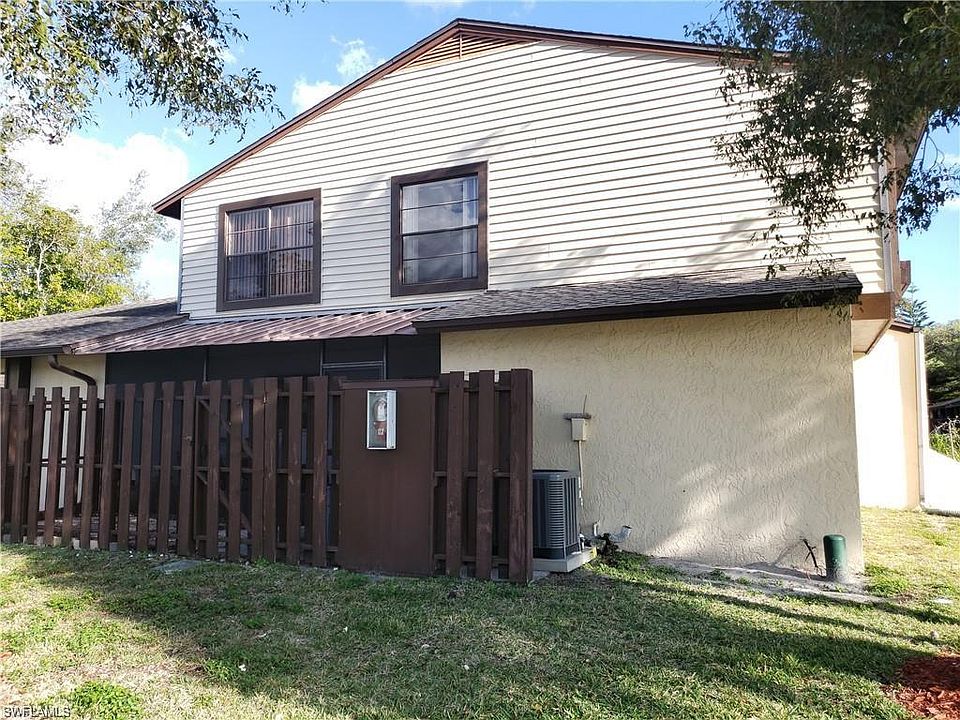 2nd image of 627 SE 12th Ave APT 128