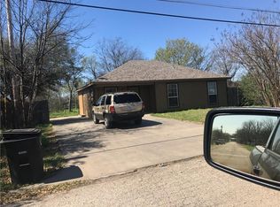 219 Cleveland St, Cleburne, TX 76031