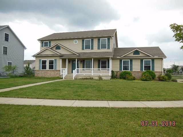 2nd image of 811 Longford Dr