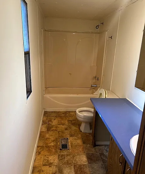 177 Floyd St — Photo 5