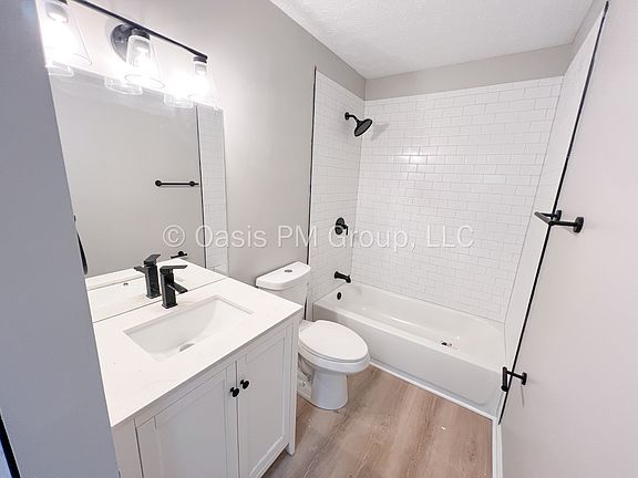 2nd image of 2278 Golden Leaf Ln