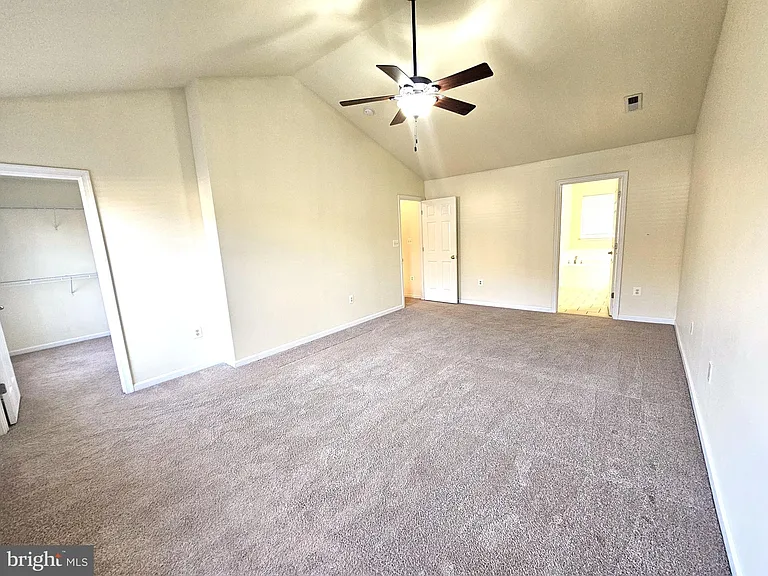 6125 Hot Spring Ln — Photo 15
