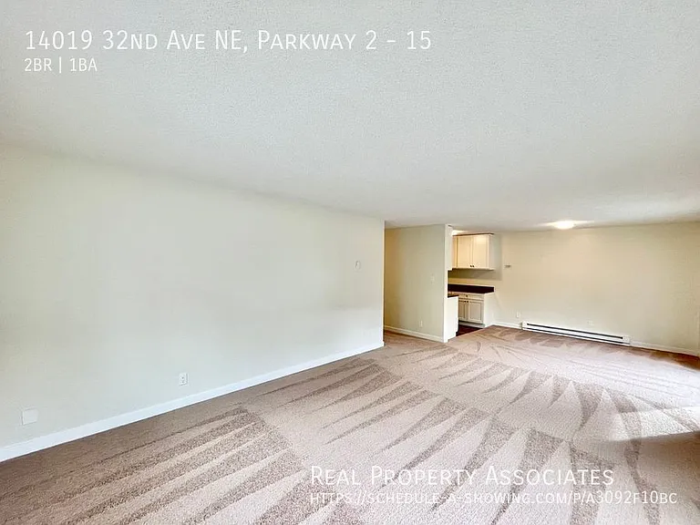 Parkway 2 — Photo 15