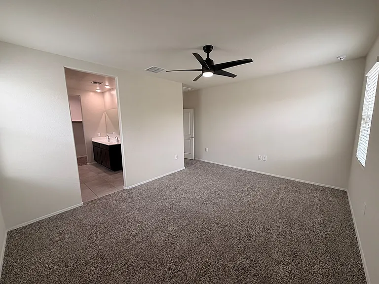 18609 W Bronco Trl — Photo 9