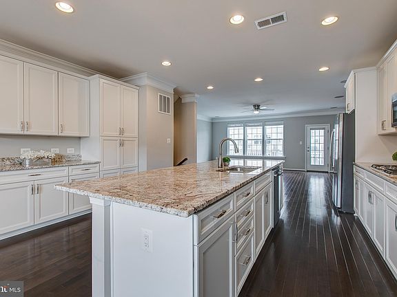 5th image of 6915 Bryson Cir