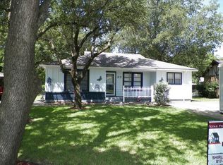 23 Donald Ct, Hurst, TX 76053