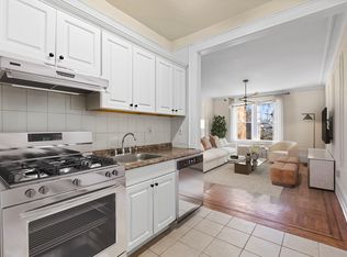 10 Roosevelt Place, Montclair, NJ 07042