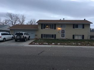 959 Sierra Vis, Evansville, WY 82636