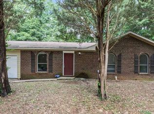 6091 Fieldcrest Dr, Morrow, GA 30260