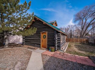 827 W 2nd St S, Saint Anthony, ID 83445