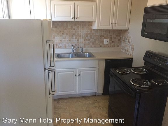 2nd image of 427 N Mattson Dr