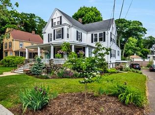 12 Crystal St #1, Wakefield, MA 01880