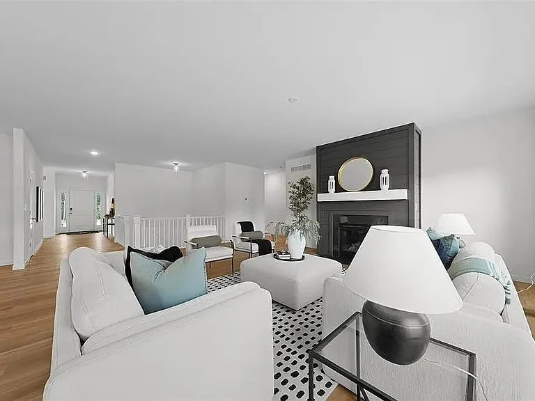 109 Sommerset Ct — Photo 8