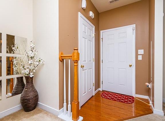 4th image of 110 Colter Dr #110