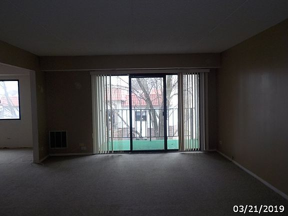 4th image of 450 Plum Creek Dr #2053