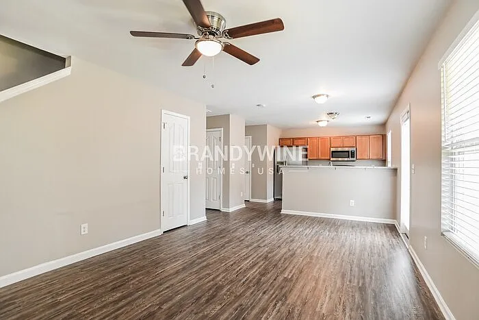 2315 Portola Ct — Photo 4