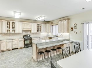 3 Kaser Ter, Monsey, NY 10952