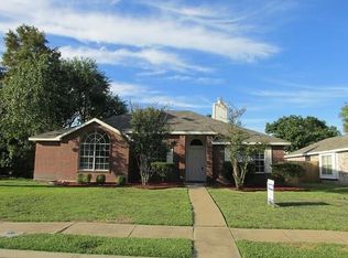 8017 Trail Lake Dr, Rowlett, TX 75088