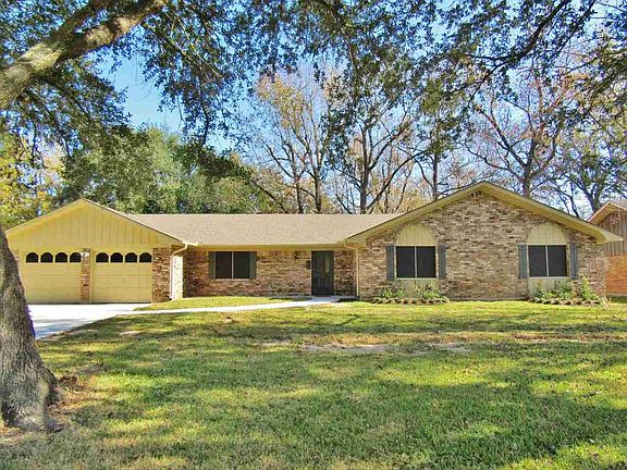3rd image of 565 Carnahan Pl